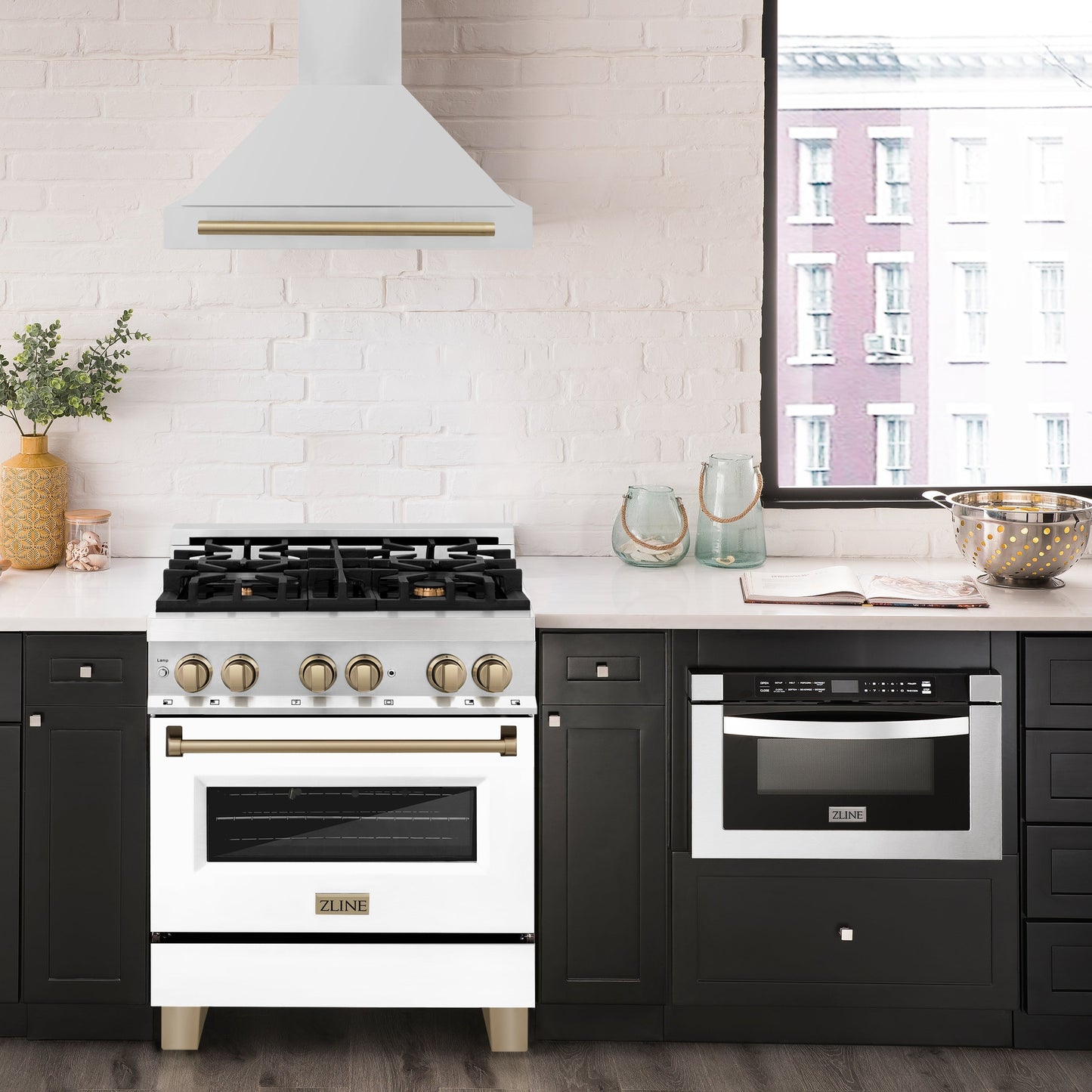 ZLINE 30" Autograph Edition Range Hood - Stainless Steel Shell and Accents