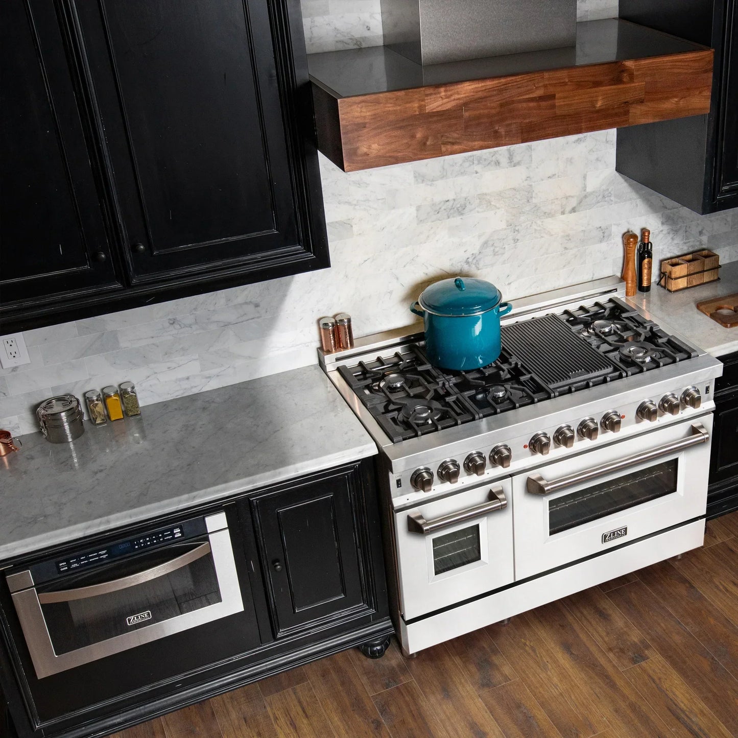 ZLINE 48" Dual Fuel Range - Stainless Steel with White Matte Door, Gas Stove, and Electric Oven